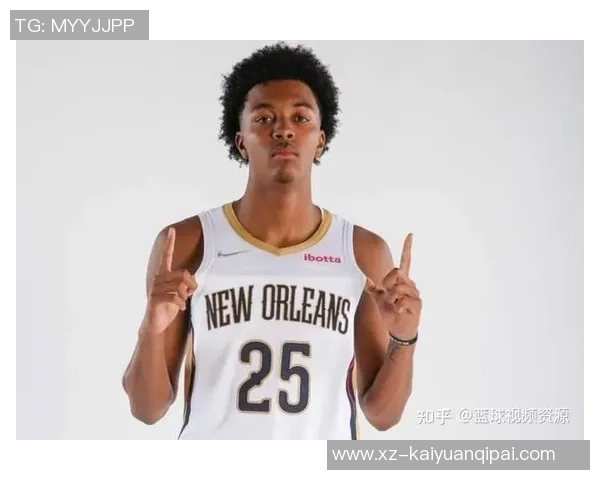 特雷墨菲半场表现抢眼11投6中斩获15分1篮板3抢断展现实力 特雷墨菲半场表现抢眼11投6中斩获15分1篮板3抢断展现实力