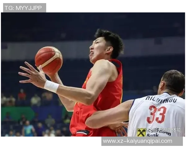 周琦上半场表现抢眼三投全中贡献6分2篮板2助攻并送出3记大帽 周琦上半场表现抢眼三投全中贡献6分2篮板2助攻并送出3记大帽