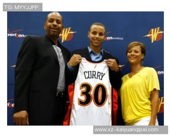 纳什强调勇士独特风格无可复制因为缺乏库里式无球跑动的球员 纳什强调勇士独特风格无可复制因为缺乏库里式无球跑动的球员